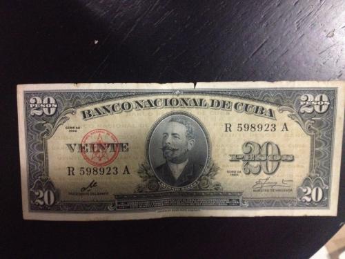 Vendo dos billetes de los años 60 en Cuba y  - Imagen 1