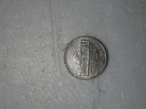 Vendo monrda niklel 5 cent usa 1999 Tiene el  - Imagen 2