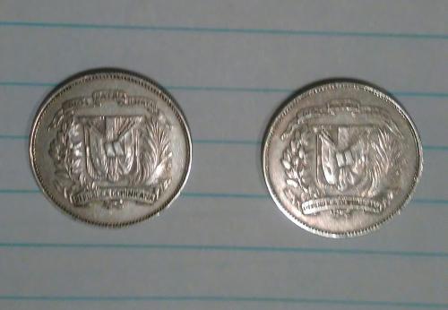  Dos (2) Monedas Republica Dominicana 25 cen - Imagen 2