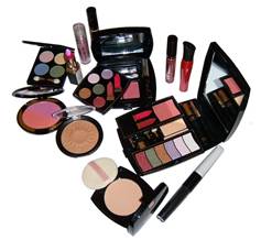 All New Assorted Overstock Cosmetics: FOB  - Imagen 1