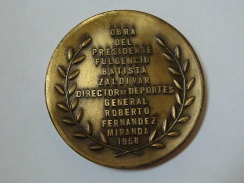 Medalla Conmemorativa año 1958 fundación Ci - Imagen 2