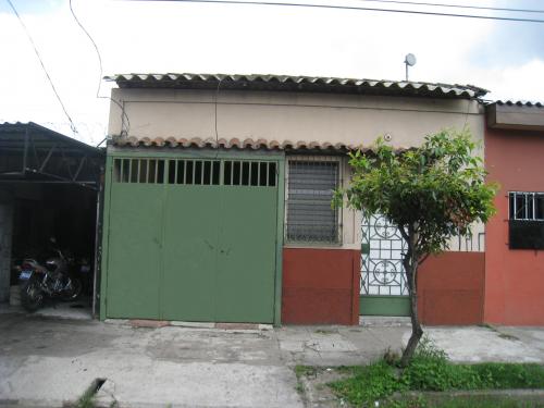 vendo casa en **El Salvador** centro de santa - Imagen 2