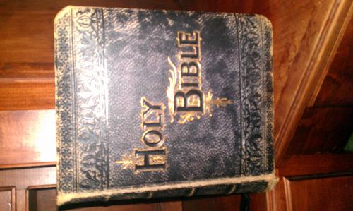 Libro Biblia antigua de1895 con 148 años  d - Imagen 1