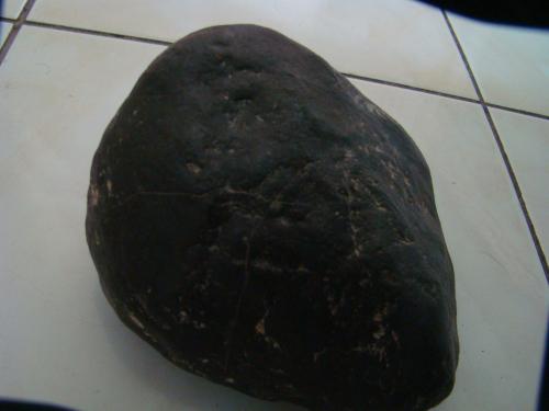 vendo meteorito altamente ferroso pesa 3800  - Imagen 3