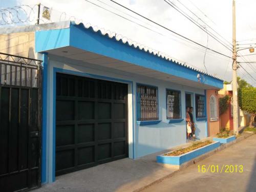 En El Salvador Se vende casa grande de 12 mt  - Imagen 2