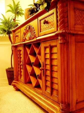 hermoso mueble de madera tallado a mano   si - Imagen 1
