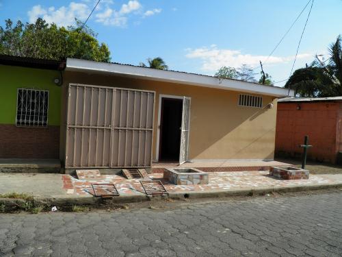 Venta de Casa en Nicaragua   Para ver m�s de - Imagen 1