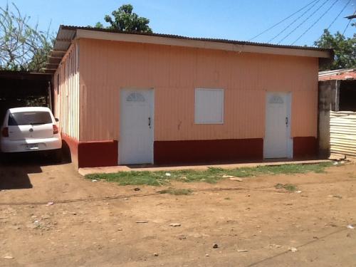 Venta de Casa en Nicaragua   Ofertamos esta b - Imagen 1