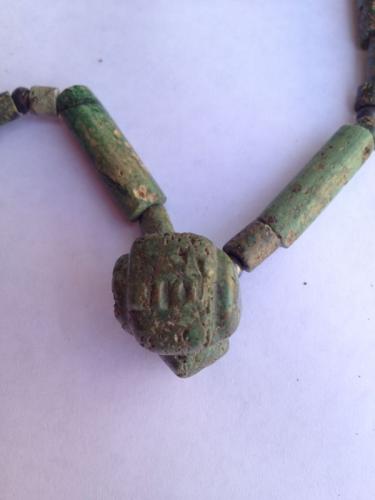 Collar elaborado en piedra de jade por los TA - Imagen 3